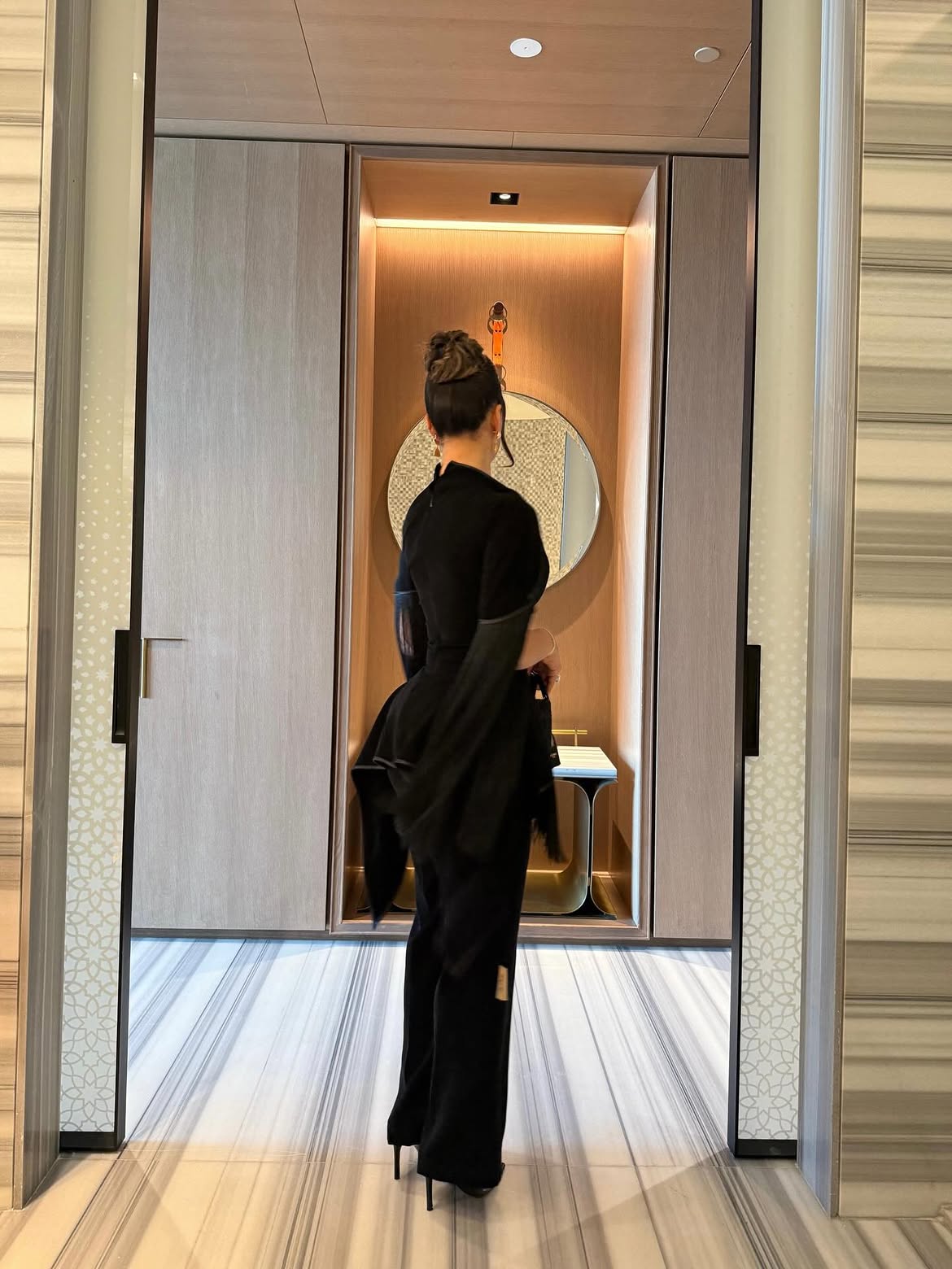 Ensemble Noir à Coupe Péplum