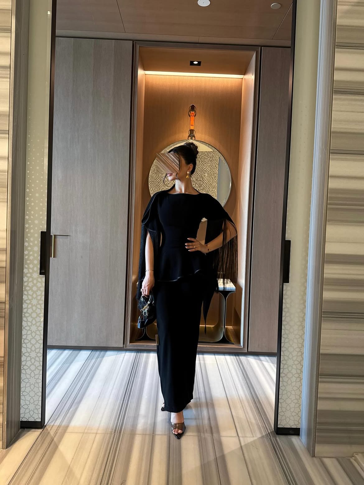 Ensemble Noir à Coupe Péplum
