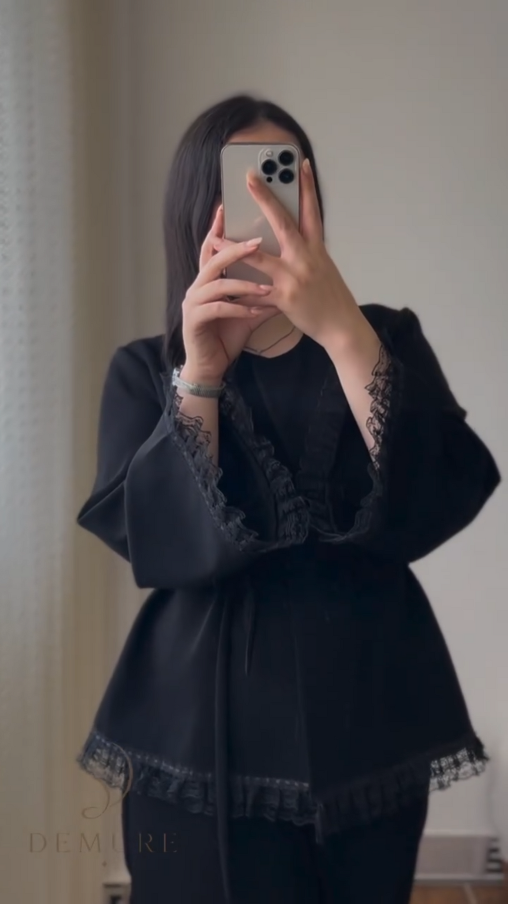 Ensemble Élégance Noire – Dentelle ✨