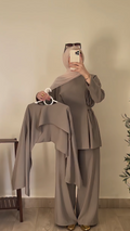 طقم نسائي أنيق فضفاض – راحة وفخامة في لوك واحد 👗✨