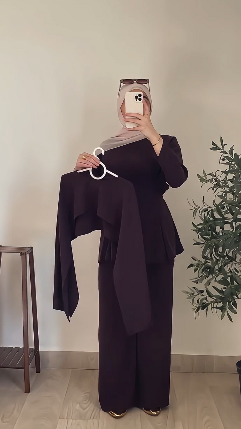 طقم نسائي أنيق فضفاض – راحة وفخامة في لوك واحد 👗✨