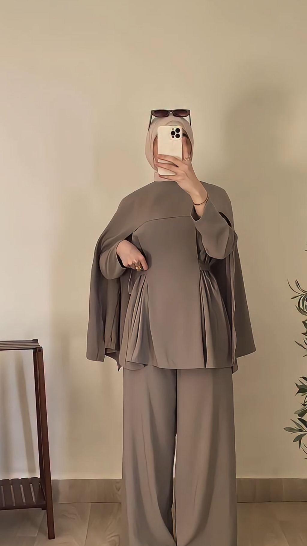 طقم نسائي أنيق فضفاض – راحة وفخامة في لوك واحد 👗✨
